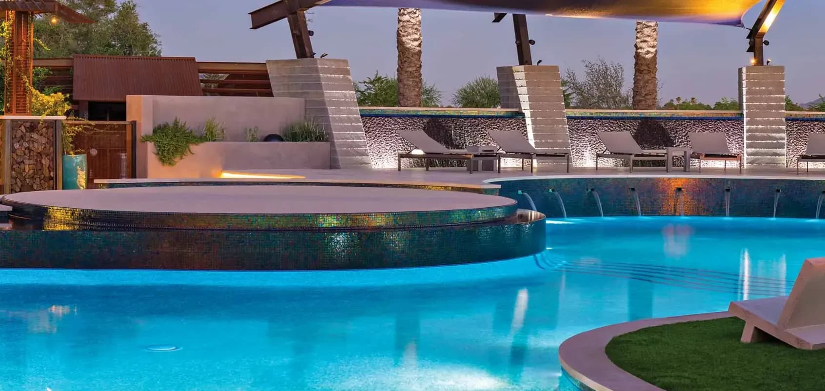 Pool finished in PebbleBrilliance Vivid Shores (PTI photography)