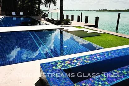 Lightstreams glass tile, Peacock — photo 8